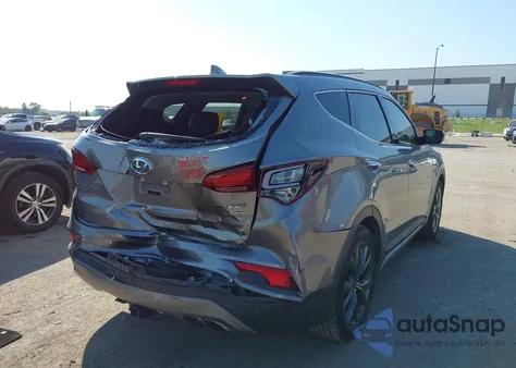 2018 Hyundai Santa Fe Sport 2.0T Ultimate z USA, uszkodzony, nr VIN 5XYZW4LA8JG533176